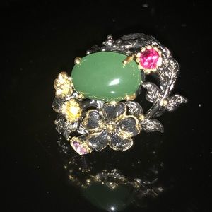 Classy Genuine Chrysoprase Ring with Gems